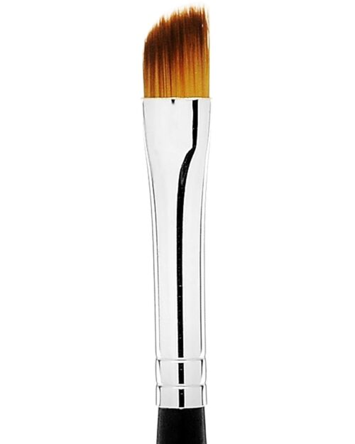 #31 INVINCIBLE EYELINER BRUSH