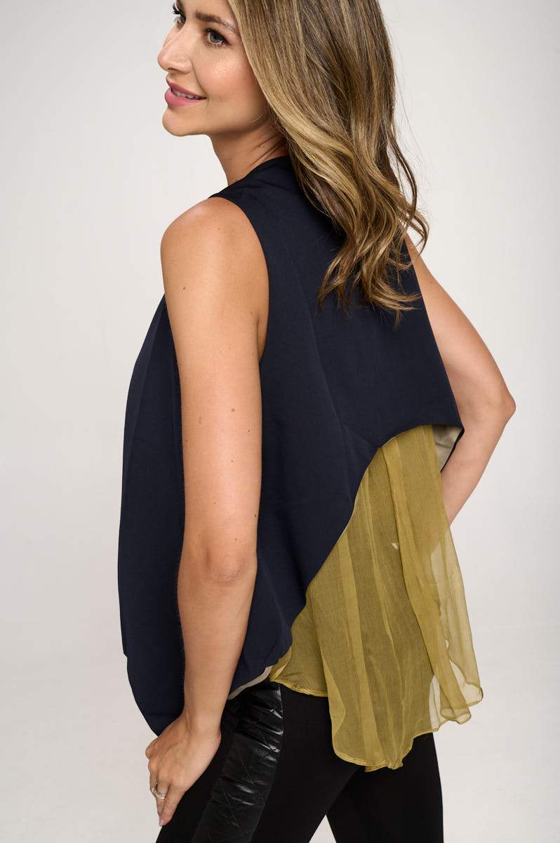 Asymmetrical Button-Down Sleeveless Vest with Layered Hem - Image 5
