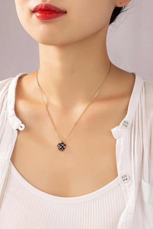 Checker Heart Pendant Necklace - Image 9