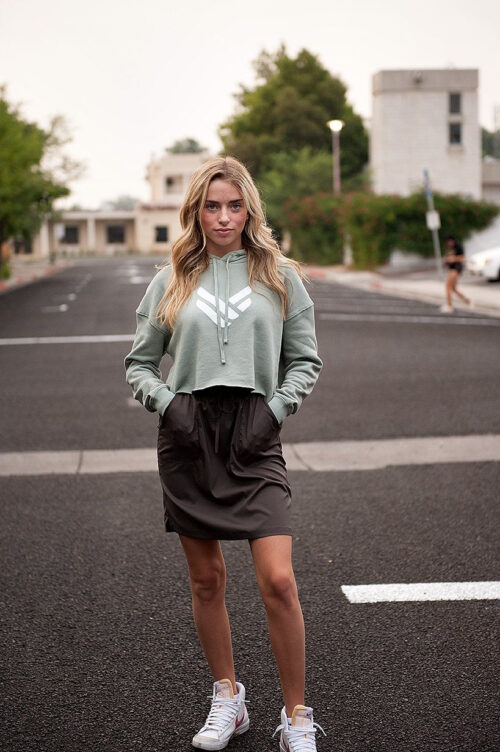 DT BREEZE Sporty Skirt in Charcoal - Image 4