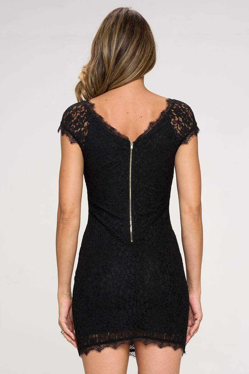 Elegant Cap Sleeve Lace Bodycon Dress with Scalloped Hem - Image 8